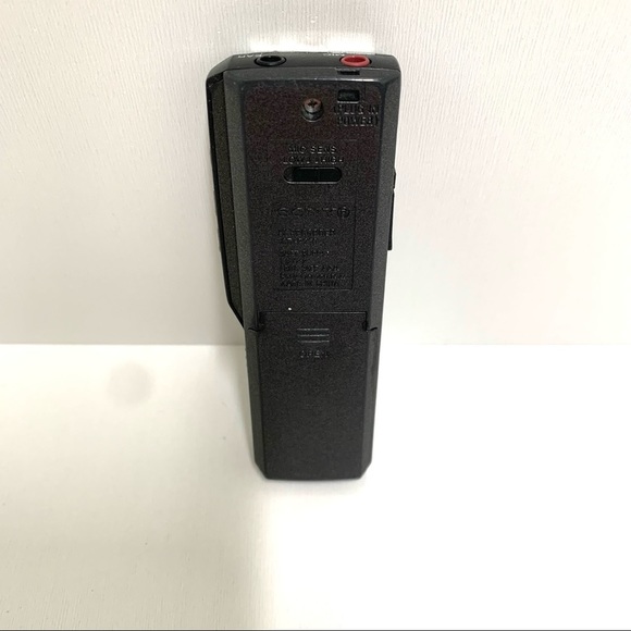 Rare Sony ICD P-210 Digital IC Voice Recorder With Original Disc & USB - Picture 4 of 6